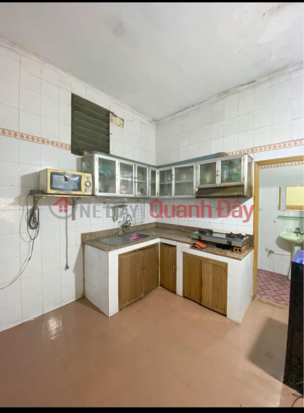 đ 10 Million/ month House for rent on Linh Nam Street, 2 floors, 100m2, 10 million