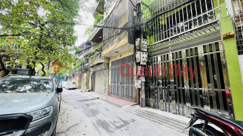 Hoang Cau Townhouse for Sale, Dong Da District. 70m Frontage 4m Approximately 18 Billion. Commitment to Real Photos Accurate Description. Owner Can _0