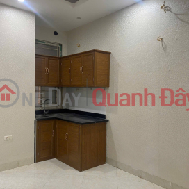 Apartment for rent, 30m² - Khuong Dinh area, 1 bedroom, 1 bathroom, living room, kitchen - 5.5 million VND. _0