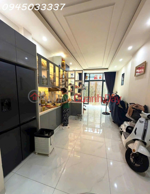 4-STORY HOUSE FOR SALE IN LAM VAN BEN STREET, TAN KIENG WARD, DISTRICT 7 - AREA 45M2 (4.3×12M),6.65 BILLION VND _0