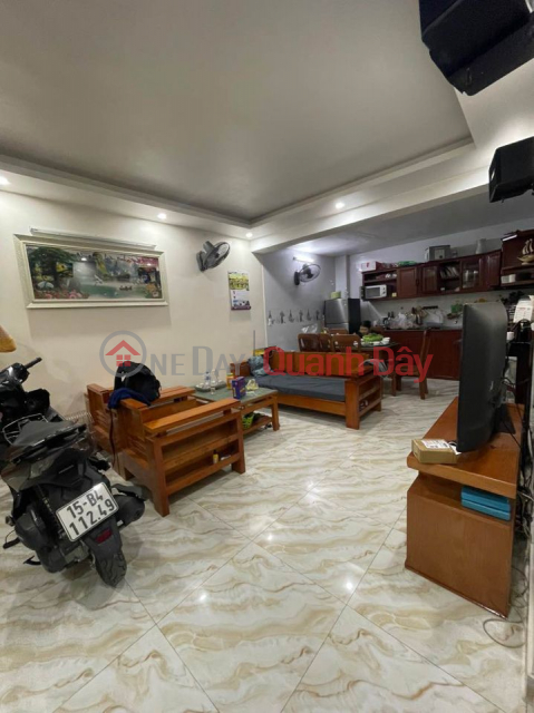 Independent 3-storey house for sale in lane 71, Hang market. _0
