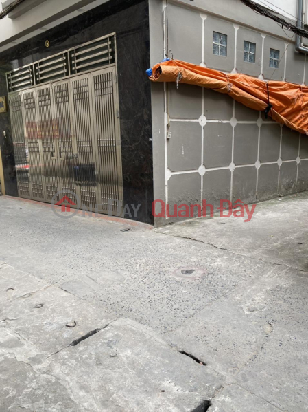 Hoang Hoa Tham, subdivision, car alley, 6 elevator floors, office space Sales Listings