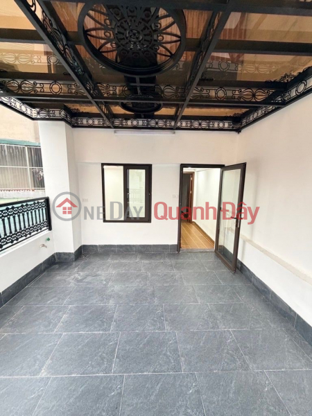 đ 10.5 Billion | House for sale in Ngoc Ha, 40m² x 4 floors, 10.5 billion VND, fully furnished with high-quality furniture, alley connecting to various main roads.