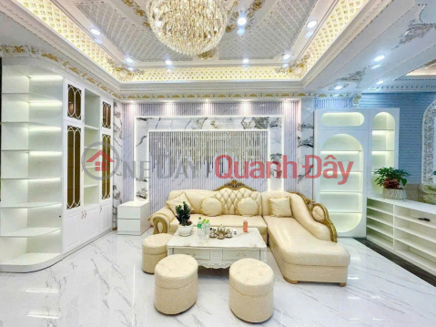 Neo-classical house, located in a car-accessible alley off Dao Tong Nguyen street, 5x19m, priced at just over 8 billion VND. _0