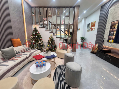 ONLY 1 BEAUTIFUL HOUSE AVAILABLE, FULLY FURNISHED, INVESTMENT PRICE. Ngoc Lam, 47m2, 4 Floors, 12.5 billion VND, Long Bien, Hanoi. _0