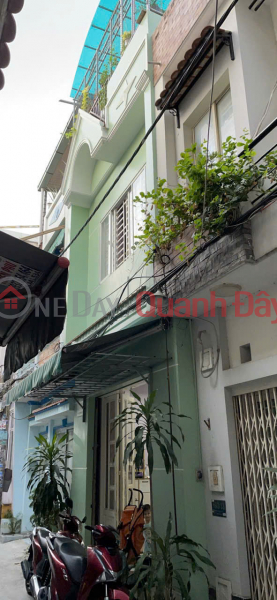 HOUSE FOR RENT - ENTIRE HOUSE IN A CAR-ACCESSIBLE ALLEY NEAR BINH TRIEU MARKET AND GIGAMALL Rental Listings