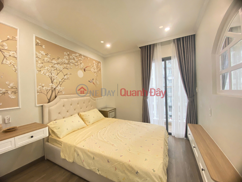 , Please Select Residential, Sales Listings đ 5.55 Billion