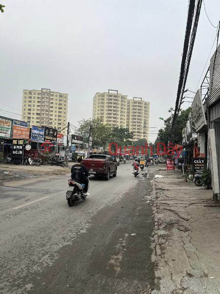 Linh Nam land for sale 68m2, 5m square near the street Sales Listings