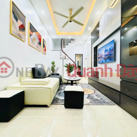 House for sale in Khuong Trung, 32m x 5m, 2nd floor, open front and back - Full furniture included _0