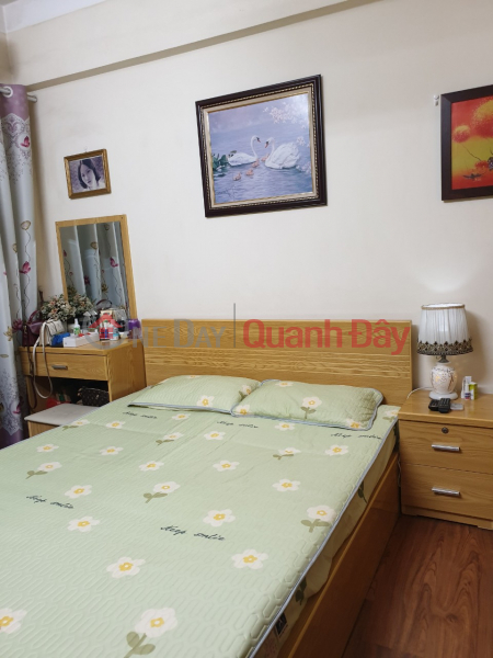 The owner sells the apartment at CT9C\\/Viet Hung Urban Area, Duc Giang Ward, Long Bien, Hanoi Sales Listings