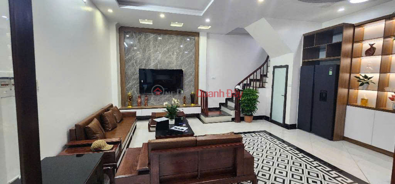 Owner needs to sell 45 square meter house in Quang Trung Ha Dong _ full furniture _ 3 airy house _ car _ high-class residents Sales Listings