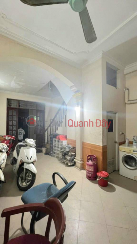 117 Quan Thổ 41m 4 tầng chỉ 7,7 ty, ngõ 3 gác, gần phố, đang kinh doanh _0