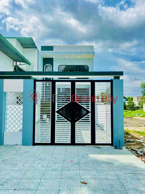 Owner Urgently Selling House With Asphalt Road Frontage, Private Book _0