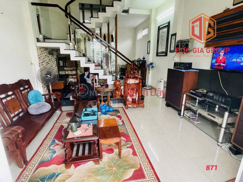 Super cheap! 1-storey house, 5m wide asphalt road, near Bien Hoa market, only 3.6 billion Sales Listings
