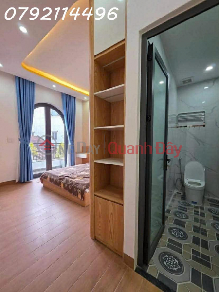  Please Select, Residential, Sales Listings đ 5.6 Billion