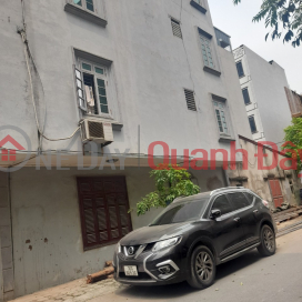 House for sale next to Phung station 46m2 6.5ty cars parked at the door _0