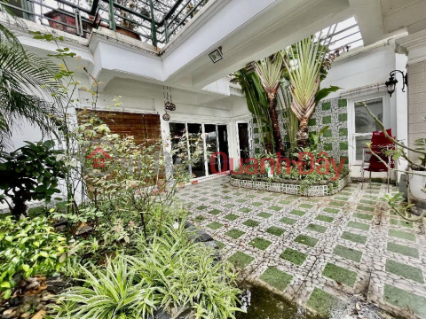 Biệt thự sân vườn Long Biên, 290m x 4tầng, mặt tiền 11m, vỉa hè, vị trí cực sầm uất, kinh doanh _0