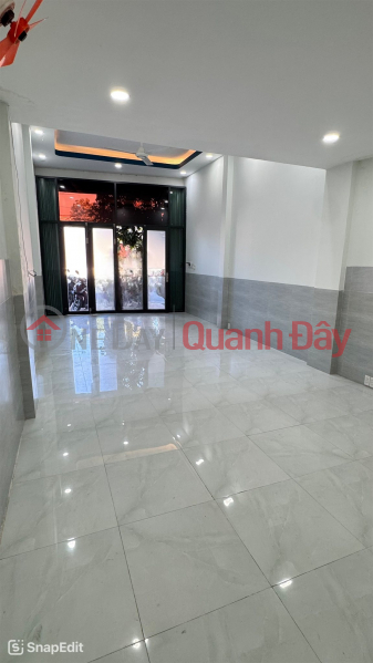 FOR SALE: A 2-story commercial building on Nguyen Tat Thanh Street, opposite An Binh Tan Urban Area, Tay Nha Trang Ward. Sales Listings