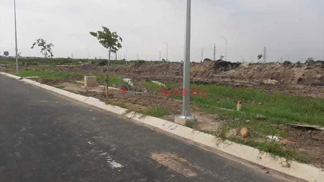 Property Search Vietnam | OneDay | , Sales Listings Only 1 plot of 80m2 left in Dong Binh Duong Urban Area, Di An City, only 850 million. Contact to see the land