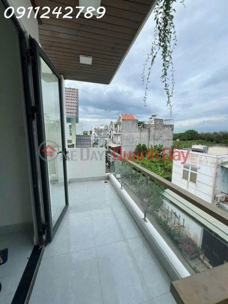 đ 4.4 Billion, B A N 3-storey house, next to the market, close to the school, near Nguyen Duy Trinh ️ District 9, completed book, car alley GI Cheap price