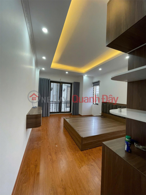 House for sale in Ngoc Lam, sidewalk, cars can avoid, business ̃75m2, 4 floors, 8.6 billion _0