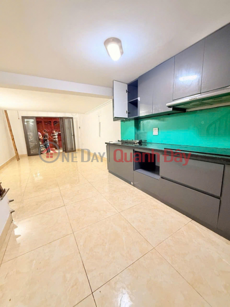 Bán nhà riêng Giáp Nhị, Hoàng Mai dưới 6.3 tỷ. 35m2 x 5T Ngõ nông ô tô gần, Việt Nam Bán | đ 6,3 tỷ