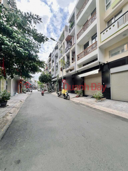 House for sale on Hoa Phan Xich Long Street - 64m2 - 4 floors - 5 bedrooms - 4m wide. Sales Listings