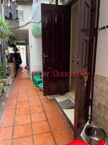 Kham Thien house for sale, built with 4 floors, 5.6m, house a few steps from the street. Red book Sales Listings