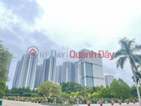 BÁN SÀN VĂN PHÒNG, ROX TOWER GOLDMARK CITY – VỊ TRÍ KIN CƯƠNG- NÂNG TẦM GIÁ TRỊ DOANH NGHIỆP LH; 0931982626 _0