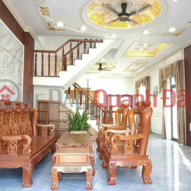 Selling LAC LONG QUAN house, corner lot, car, near Lotte mall, 82M 4 floors 9.4 billion _0