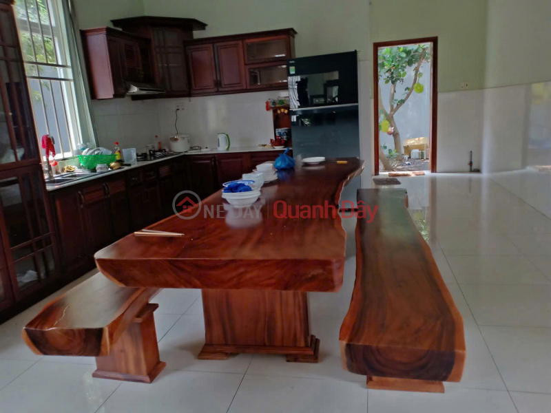  Please Select Residential, Sales Listings đ 14 Billion