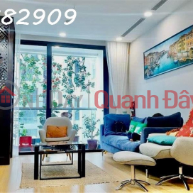 OVER 3 BILLION - APARTMENT ON NGUYEN THI DINH STREET: 67M2, 2BR, CAR PARK, BEAUTIFUL HOUSE, AVAILABLE IMMEDIATELY _0