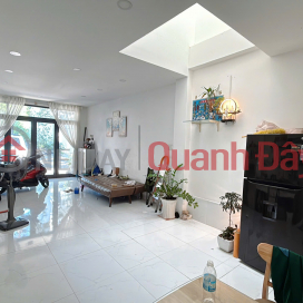House for sale near Phong Chau, South Nha Trang, modern design, 13m wide road. _0