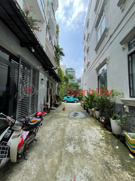 Property Search Vietnam | OneDay | Nhà ở | Niêm yết bán | Bán Nhà 3 Tầng Gần Phạm Văn Đồng, Linh Đông - 65m2 Hoàn Công Chỉ Hơn 6 Tỷ, TẶNG NT XỊN XÒ