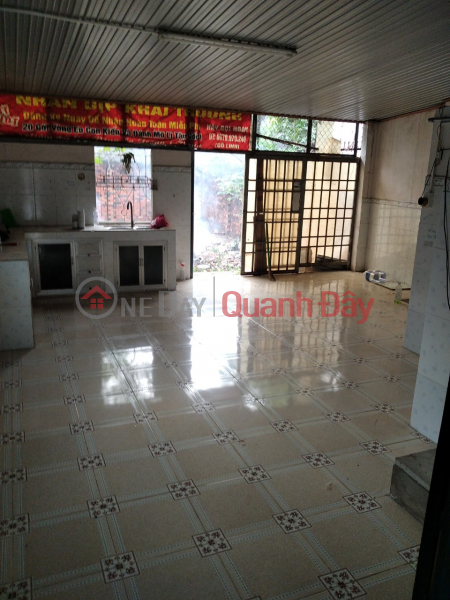 The owner rents a 4- 2 bedroom house on Nguyen Van Thanh street Rental Listings