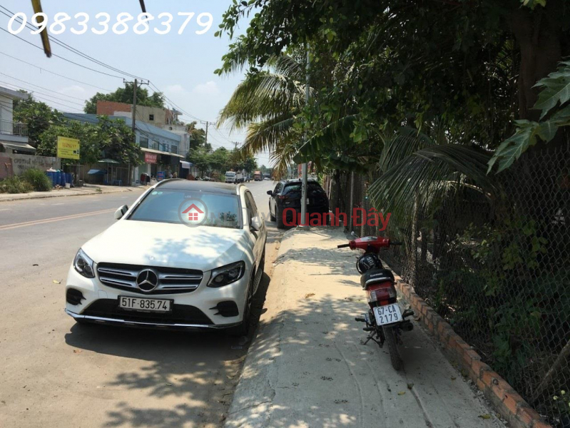 Land for sale in front of Vinh Phu 10 street, convenient turning point for container trucks, 50m from National Highway 13 Sales Listings