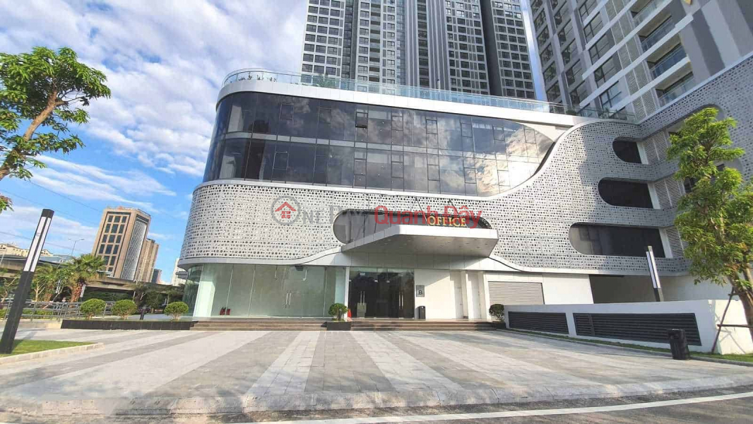 CHO THUÊ SÀN VĂN PHÒNG 150M2 TẠI VINHOMES WEST POINT GIÁ HẤP DẪN, Việt Nam | Cho thuê, đ 70 triệu/ tháng