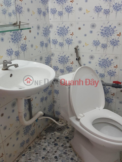 THE OWNER NEED TO LEASE QUICKLY HOUSE in front of Ninh Kieu, Can Tho _0