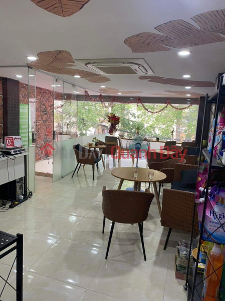 Property Search Vietnam | OneDay | Nhà ở Niêm yết bán 52m Mặt Tiền 5.5m Mặt Phố Hoàng Quốc Việt Cầu Giấy. Vỉa Hè Đá Bóng Kinh Doanh Bất Chấp Các Mặt Hàng. Chủ