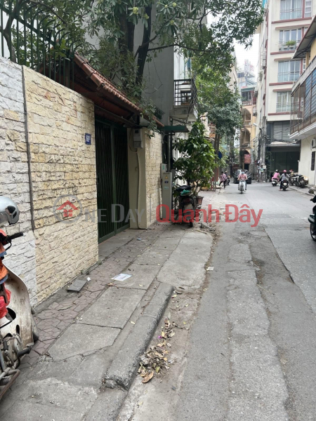 Selling land and giving away a car-facing house, Nguyen Khanh Toan, Cau Giay 85m 4 floors MT 5m 10.2 billion Sales Listings