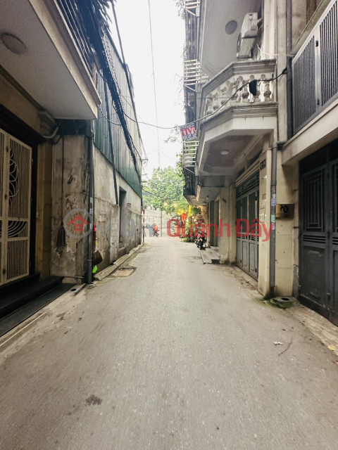 chỉ 13 tỷ nhà Ngõ 12 Bồ Đề 58m, MT 5m7 vuông vắn oto tránh thông kinh doanh. LH 0936123469 _0