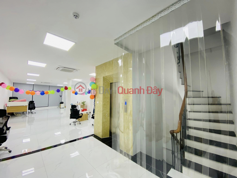 Property Search Vietnam | OneDay | Nhà ở Niêm yết bán Tổng giảm 8 tỷ, 142m2 bán nhà VP phố Thái Hà, Đống Đa, 142m2, thang máy, vỉa hè đá bóng