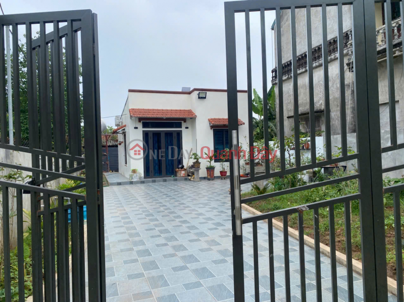 OWNER SELLS BEAUTIFUL HOUSE - GOOD PRICE, needs to quickly sell a plot of land in a prime location in Phu Xuyen district. Sales Listings