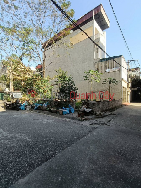 Land for sale on Ngo Gia Tu Street - Corner plot, alley accessible by car, 73 m2, Long Bien, Hanoi. Price: 15.9 billion VND. _0