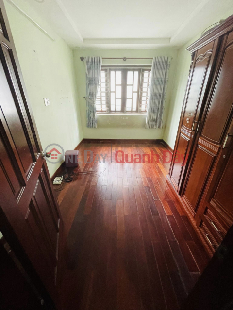 Whole house for rent with 3 floors, Hong Lac street, Tan Binh district, price only 13 million\/month - Fully furnished, ready _0