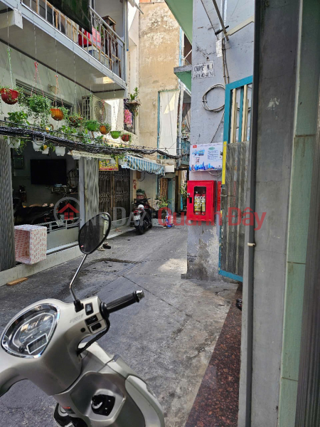 Owner Needs To Sell House On Doan Van Bo Street, Ward 9, District 4, Ho Chi Minh City | Vietnam | Sales, đ 370 Million