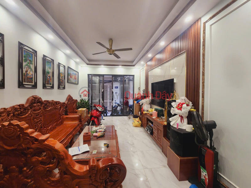 House for sale in Dai La alley, Hai Ba Trung, 37m, 5 floors, wide alley, 15m for cars Sales Listings