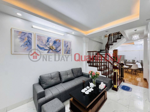 Bán nhà ngõ 345 KHương Trung- Ngõ thông- Nhà đẹp, ở ngay - 39m _0