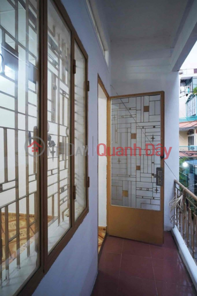 ₫ 16 Million/ month 2-FRONT HOUSE WITH CAR ALWAYS CMT8 - 2 FLOORS 2 BEDROOM