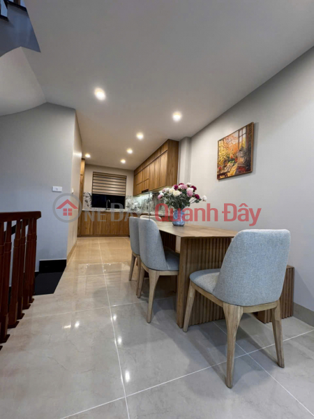 NHÀ ĐẸP DÂN XÂY TÂM HUYẾT FULL NỘI THẤT Lệ Mật 70m2 X 5 Tầng X12.8 tỷ Long Biên-Hà Nội. Niêm yết bán